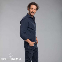 Diego Cadavid es Iván Vallejo (Café con Aroma de Mujer)