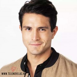 [www.telenovelas.nl]Chris Pascal como Ricardo Manrique de Castro.