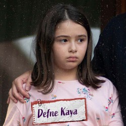 Beren Nur Karadiş es Defne Kaya Comprar la Serie Secretos de familia (‘Yargi’)-(Audio-Castellano) 2T .
