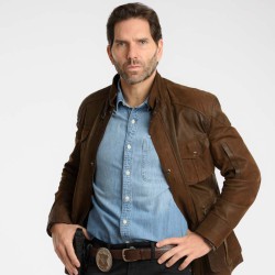 Arap Bethke es Roberto Roldán.
