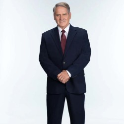 Leonardo-Daniel-is-Emilio_Velvet-El-Nuevo-Imperio.